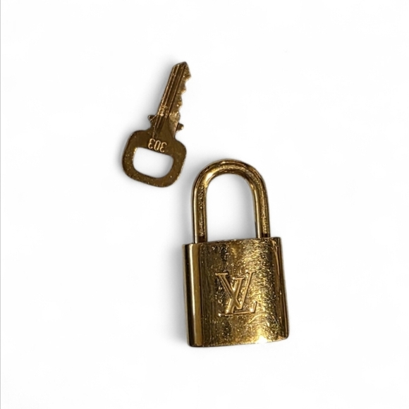Louis Vuitton Lock and Key Set  #303 - Picture 2 of 3